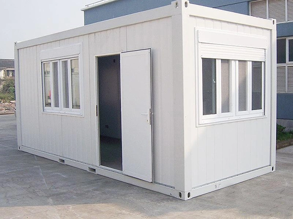 Shipping 40 FT Luxury Fully Furnished Rebuilt Steel Container House